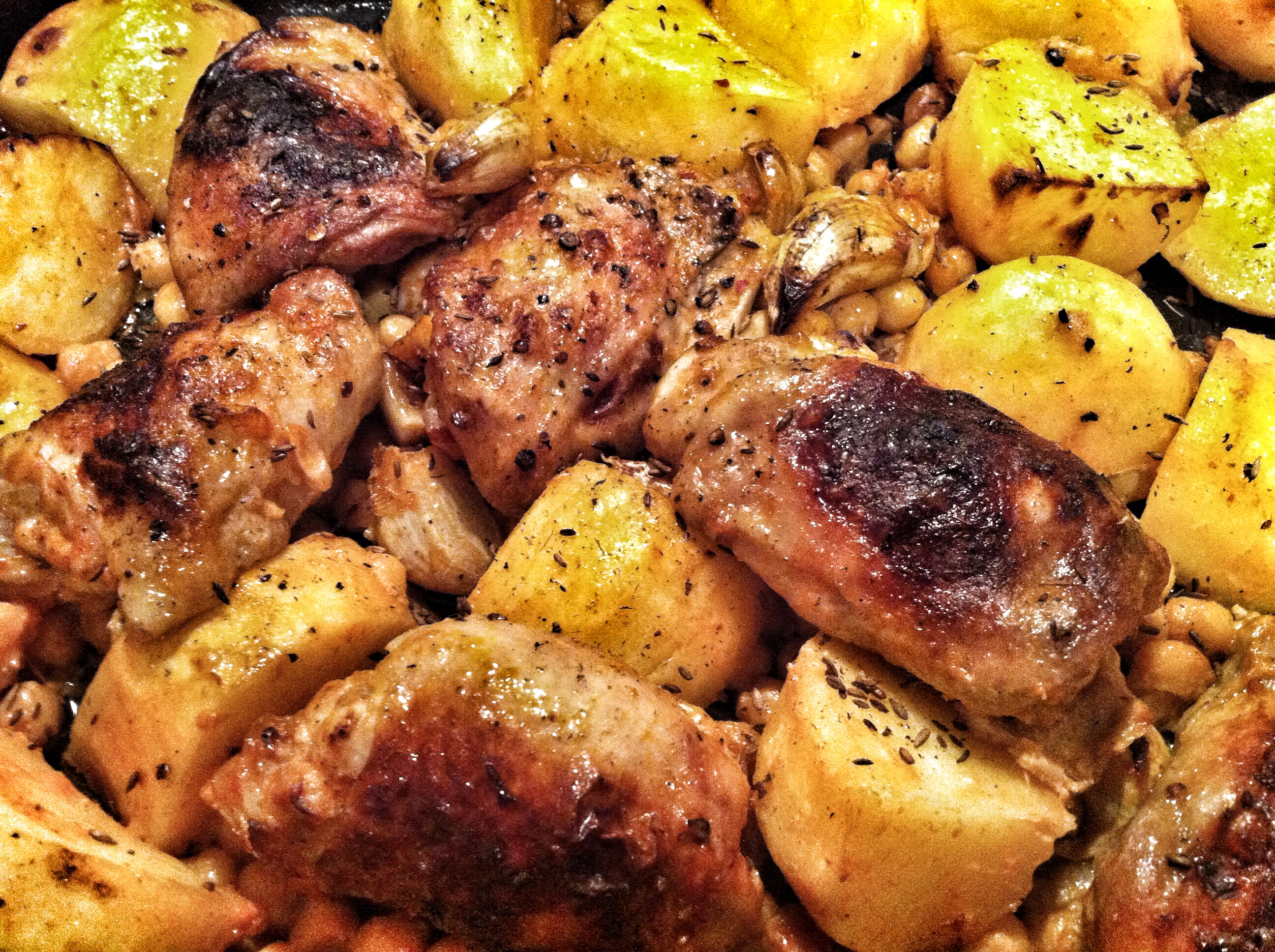 Extraordinary Roasted Chicken, Potatoes and Chickpeas ...