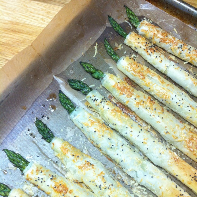 asparagus-and-feta-cigars
